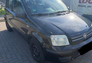 Fiat Panda 124.000 km 1.799 &euro; Halver 58553