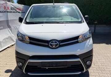 Toyota Proace (Verso) 172.944 km 10.700 &euro; Dortmund 44388