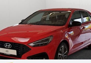 Hyundai i30 4.158 km 18.990 &euro; Castrop-Rauxel 44575