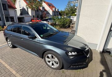 Skoda Superb 69.000 km 22.650 &euro; Schwerte 58239