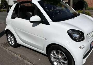 Smart forTwo 81.450 km 11.995 &euro; Dortmund 44225