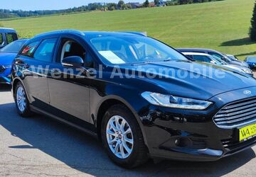 Ford Mondeo 121.529 km 12.995 &euro; Halver 58553