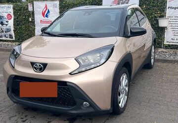 Toyota Aygo (X) 27.000 km 13.500 &euro; Waltrop 45731