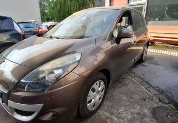 Renault Scenic 147.400 km 3.990 &euro; Dortmund 44339