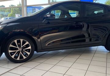 Renault Clio 23.233 km 13.950 &euro; Unna 59423