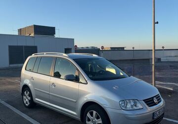 VW Touran 176.000 km 3.400 &euro; Ennepetal 58256