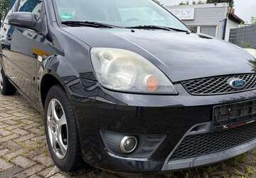 Ford Fiesta 120.423 km 2.999 &euro; Bochum 44869
