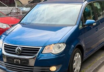 VW Touran 246.000 km 3.000 &euro; Castrop-Rauxel 44577