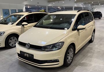 VW Touran 438.000 km 3.999 &euro; Schwerte 58239